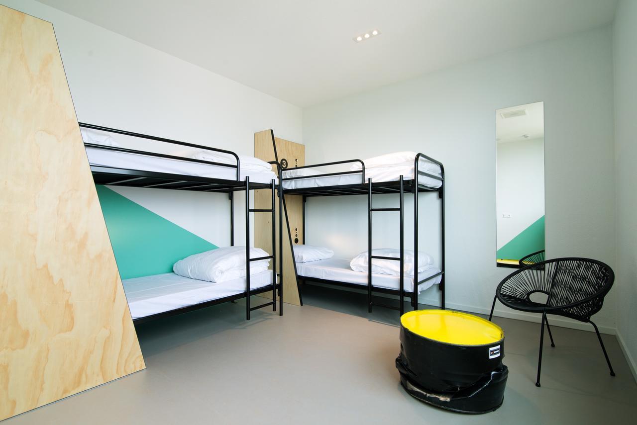 Quadruple Room with Private Bathroom,828750764:JPEG